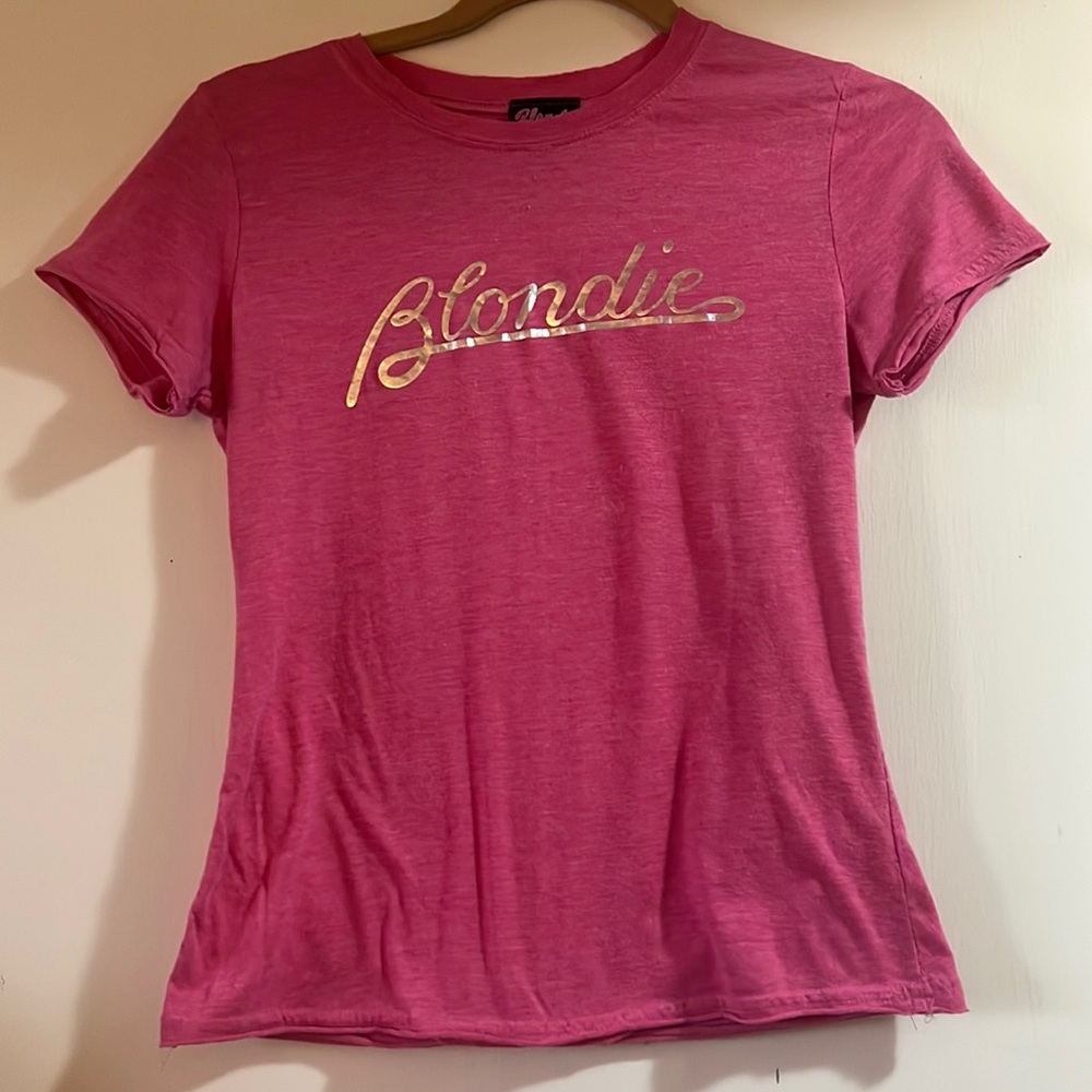 Super soft early 2000’s vintage Blondie shirt